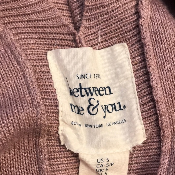 Light purple sweater - Picture 8 of 11